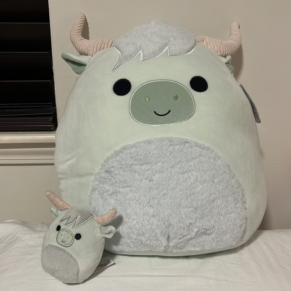 Iver the cow squishmallow set